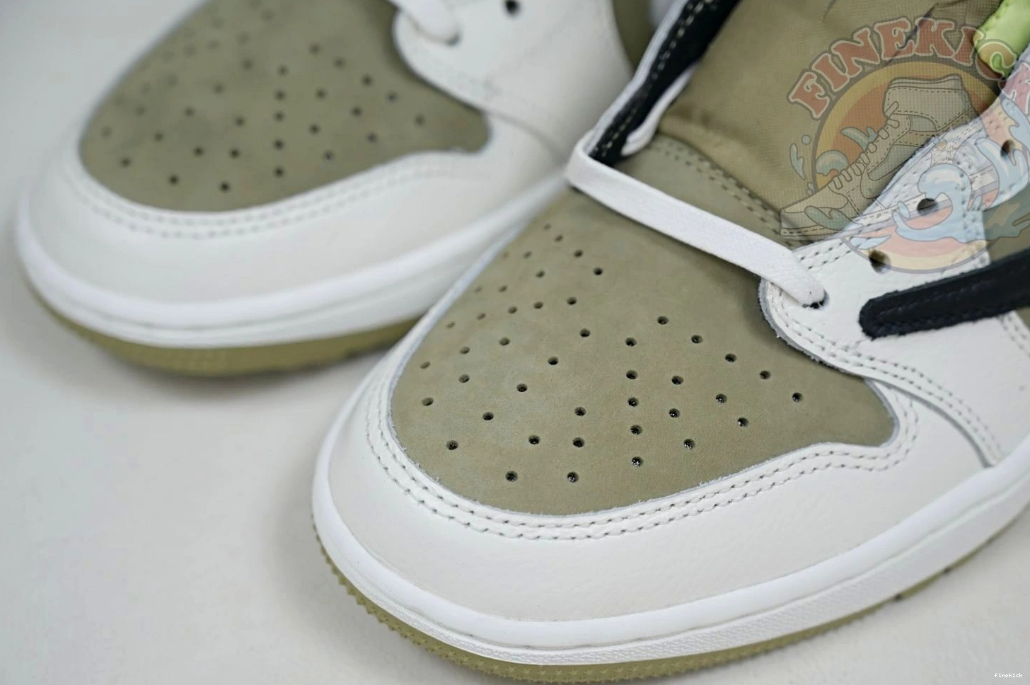  Jordan Travis Golf 1 Low 6.0 x Air Scott 1025